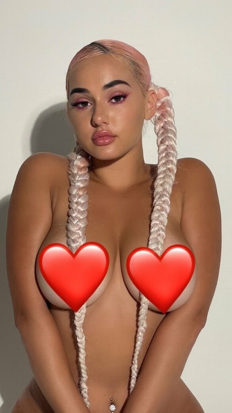 Oliviasnow69