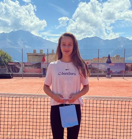 Zeynep Sonmez