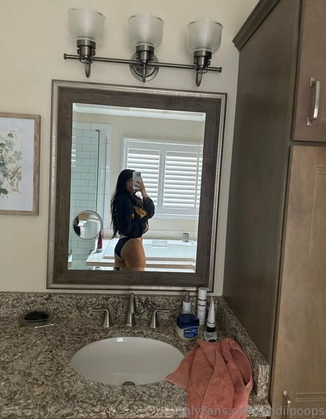 Alaston vuotanut OnlyFans-kuva Andiipoops
