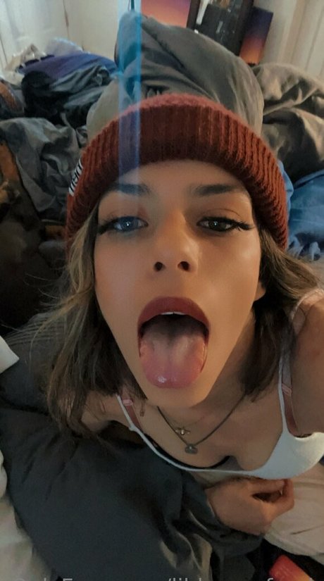 Nahá fotka uniklých OnlyFans od Lildancerfreak