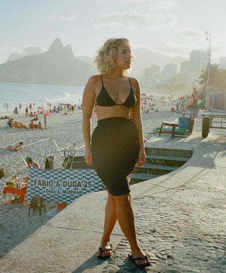 Beatriz De Brito