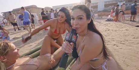 Alasti lekkinud OnlyFans-i pilt Nerdballertv