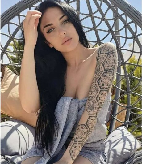 Alice Lane Pandini