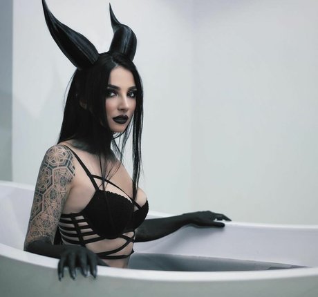 Alice Lane Pandini