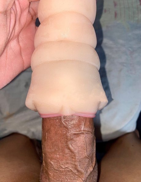 Ladyboyqueen1