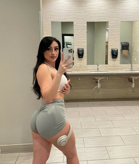 Обнаженная фотография утечки OnlyFans от Destinee