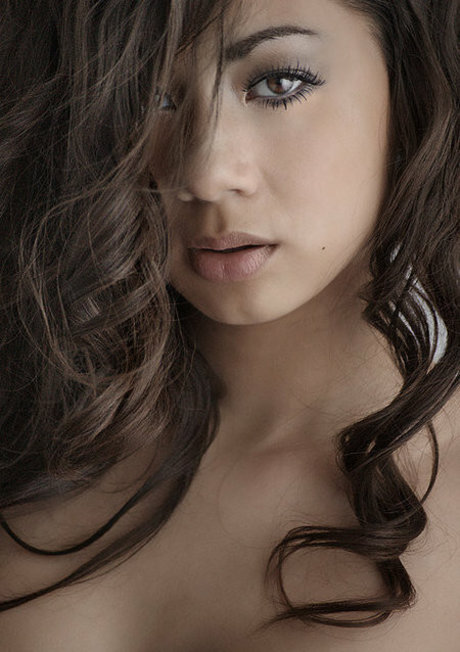 Foto di nudo di fuga di OnlyFans di Jennifer Bachdim