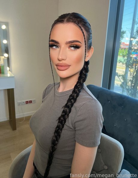 Meganbrunette