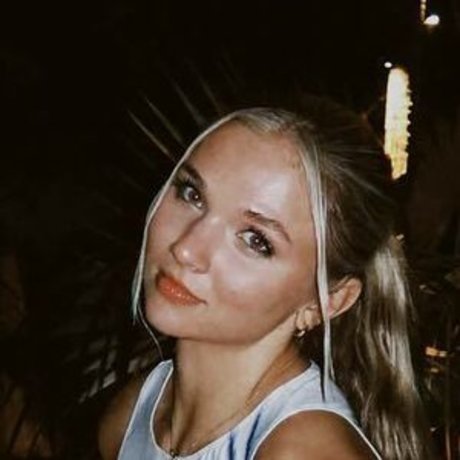 Julia Hart