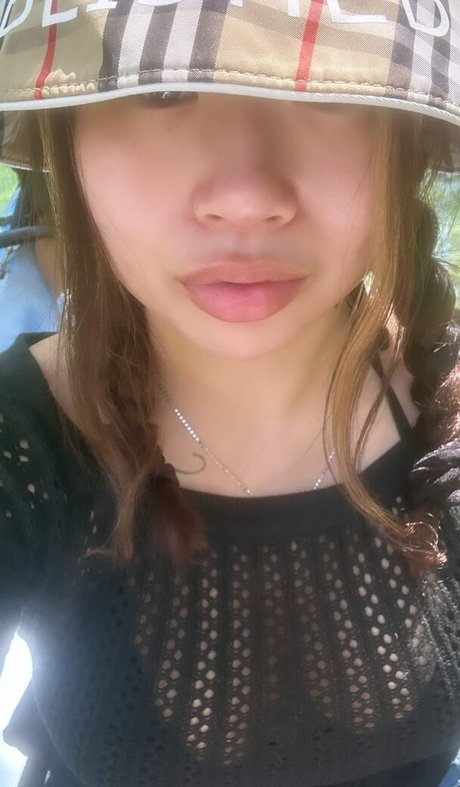 Naken läckt OnlyFans-bild av Tawnivo