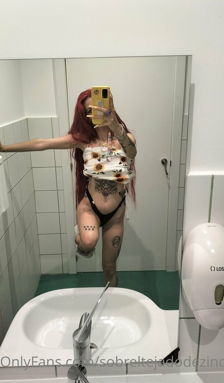 Alaston vuotanut OnlyFans-kuva Sallybrat