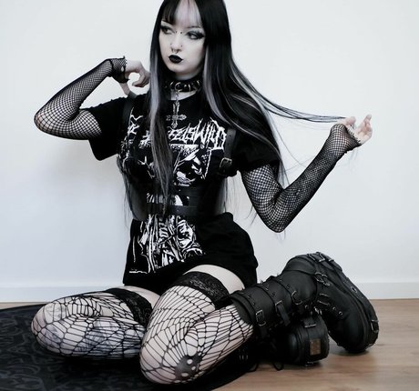 Creepycassy