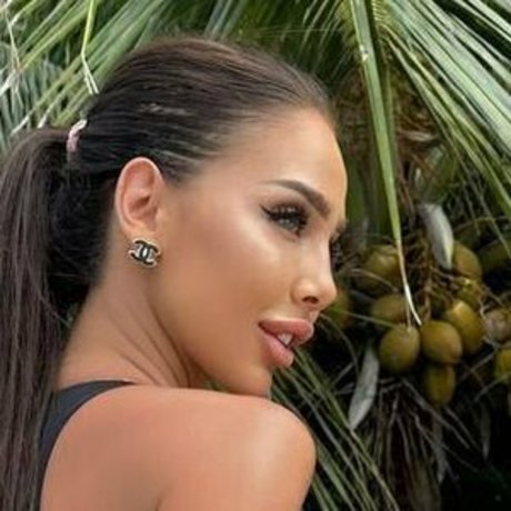 Обнаженная фотография утечки OnlyFans от Nastyaa