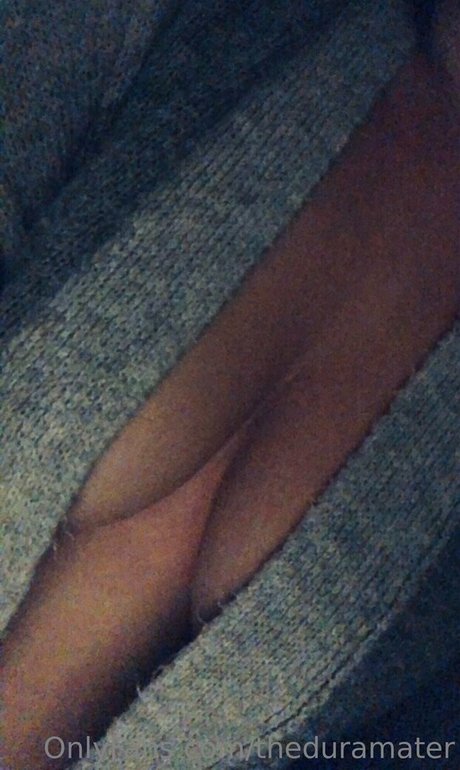 Foto nua vazada do OnlyFans de Theduramater