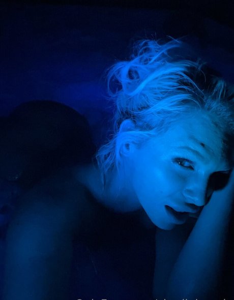 Foto desnuda filtrada de OnlyFans de Charliphoenix