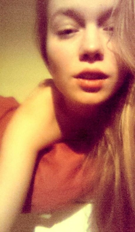 Naken läckt OnlyFans-bild av Theravebitch