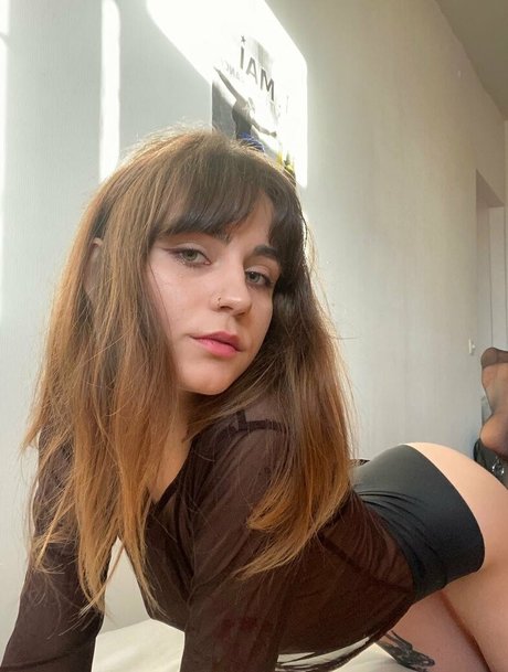Alasti lekkinud OnlyFans-i pilt Musemaria