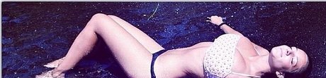 Naken läckt OnlyFans-bild av Cleo Bracchi