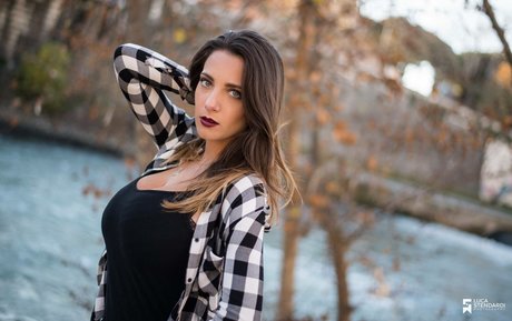 Nahá fotka uniklých OnlyFans od Cleo Bracchi