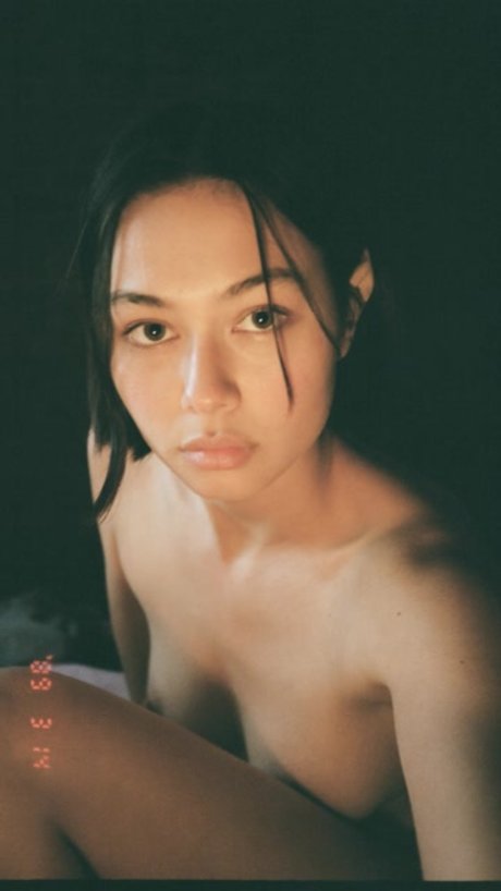 Nahá fotka uniklých OnlyFans od Bridget Gao Hollitt