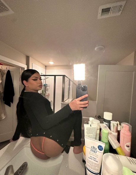 Yourplaybunnyy