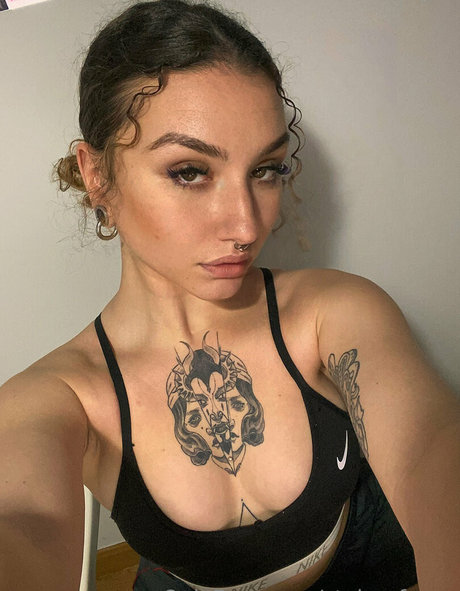 Steisyfoxxx OnlyFans
