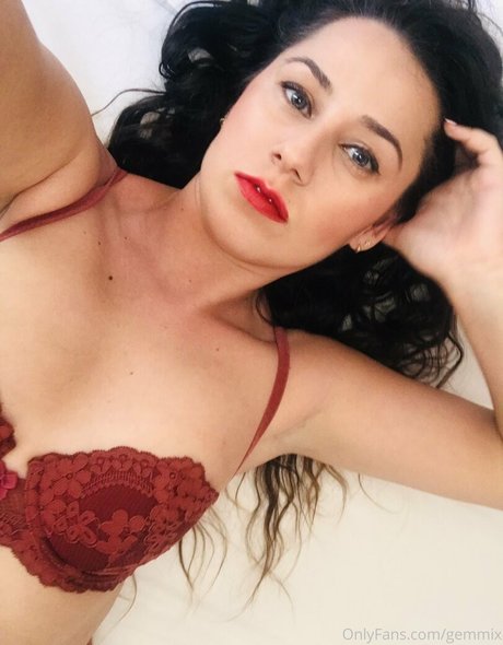 Nahá fotka uniklých OnlyFans od Vicktoriabluefree