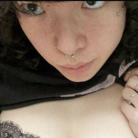 Naakte gelekte OnlyFans-foto van Waifudelilah