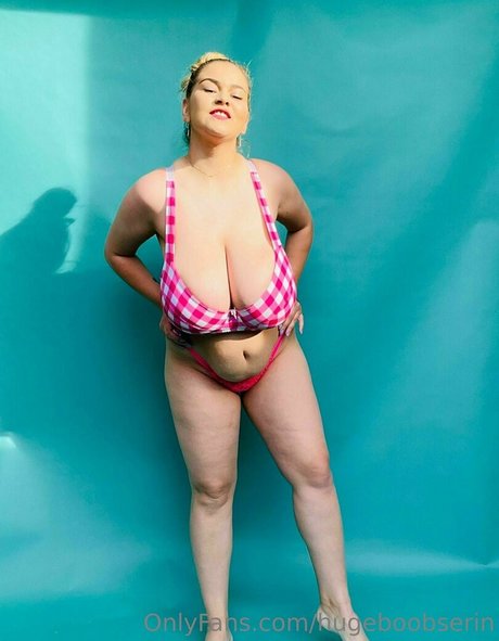 Hugeboobserin