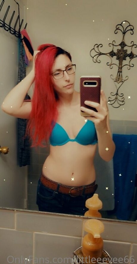 Littleeevee66