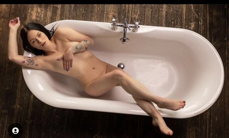 Nahá fotka uniklých OnlyFans od Taamara