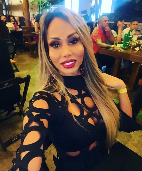Agatha Ferraz