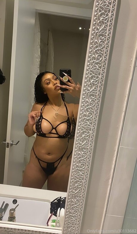 Nahá fotka uniklých OnlyFans od Tylercamile