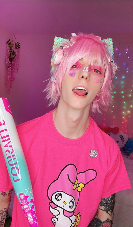 Nahá fotka uniklých OnlyFans od Kingdaddykitten