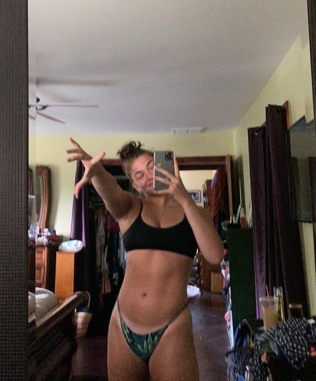Naken läckt OnlyFans-bild av Andreaposnerrr