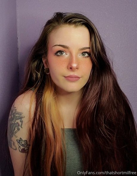 Lilydarkofree  nude leaked OnlyFans photo
