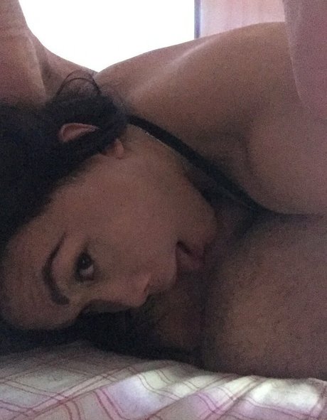 Nahá fotka uniklých OnlyFans od Lilyuw88