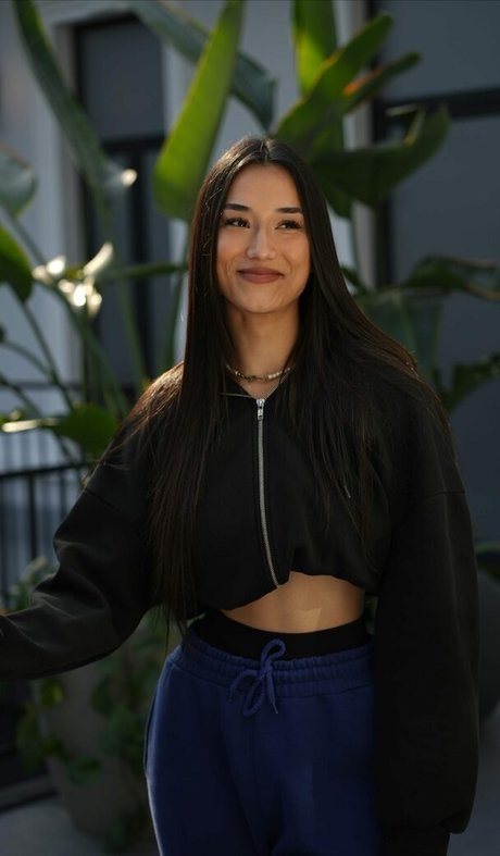 Nahá fotka uniklých OnlyFans od Hale Cabbar