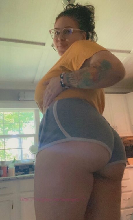 Naken lekkede OnlyFans-bilde av Reina Rodriguez
