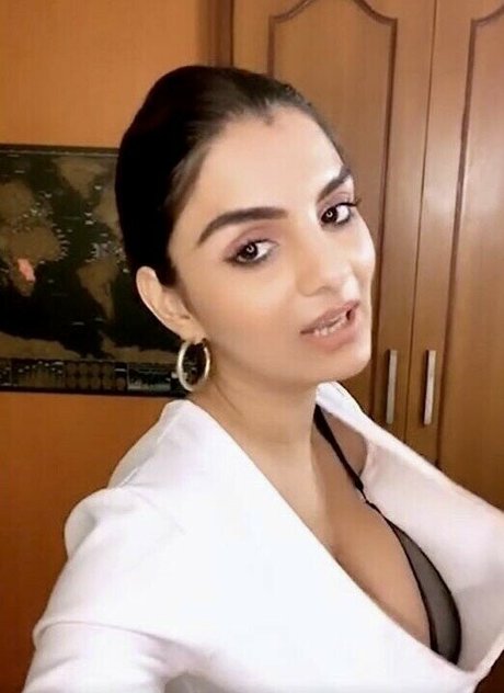 Anveshi Jain