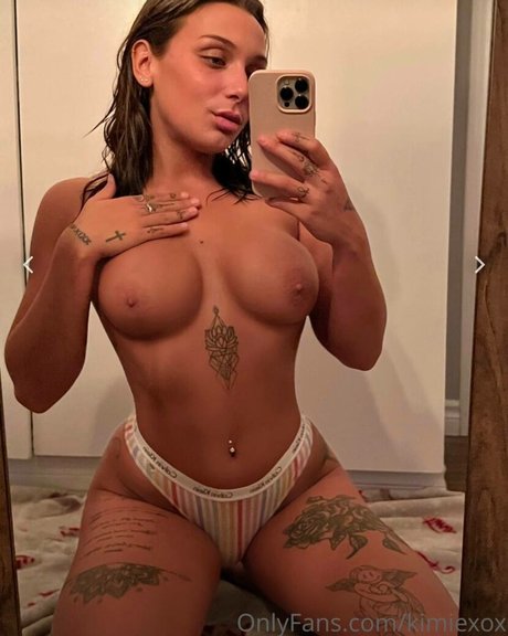 Naken läckt OnlyFans-bild av Kimiexox