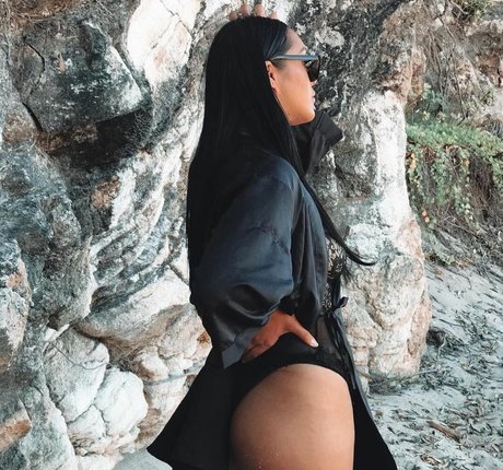 Alaston vuotanut OnlyFans-kuva Marleyemerson