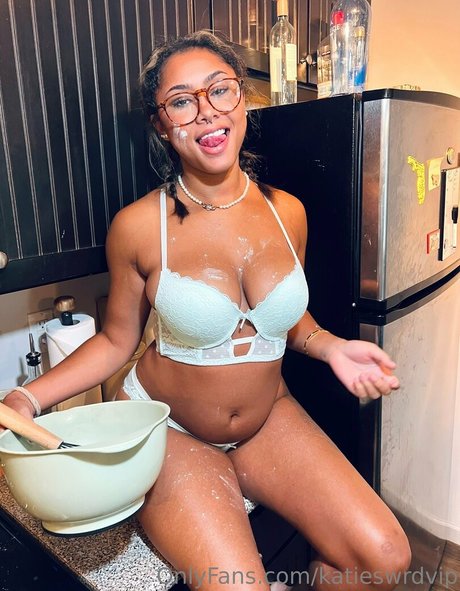 Nagie wyciekłe zdjęcie OnlyFans od Katieswrdvip