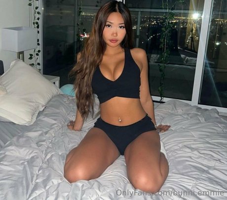 Nahá fotka uniklých OnlyFans od Bunniemmie