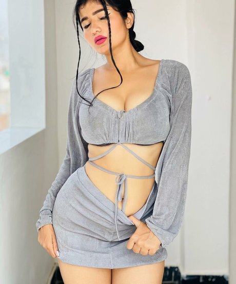 Neha Singh OnlyFansリークヌード写真