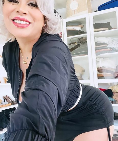 Myra La Chula