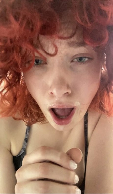 Nøgent lækket OnlyFans-billede af Camiscrazyyy