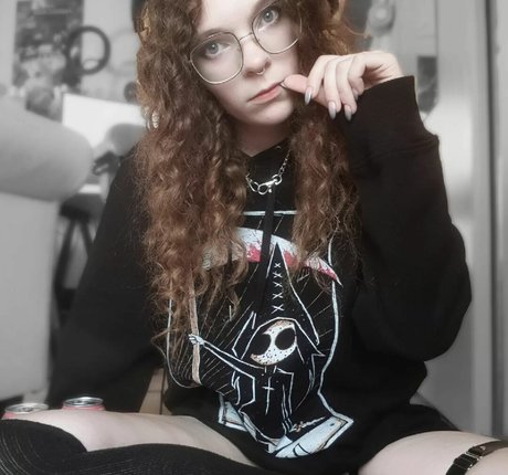 Porcelain Ghoul