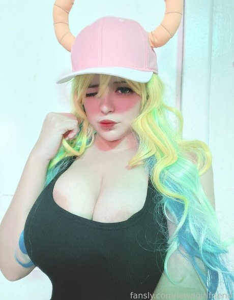 Обнаженная фотография утечки OnlyFans от Lewdgirlfriend