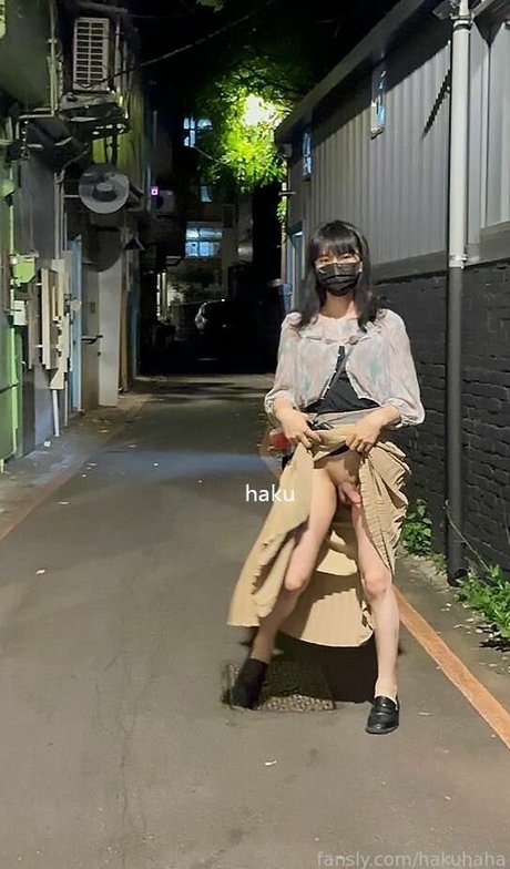 Naken läckt OnlyFans-bild av Hakuhaha